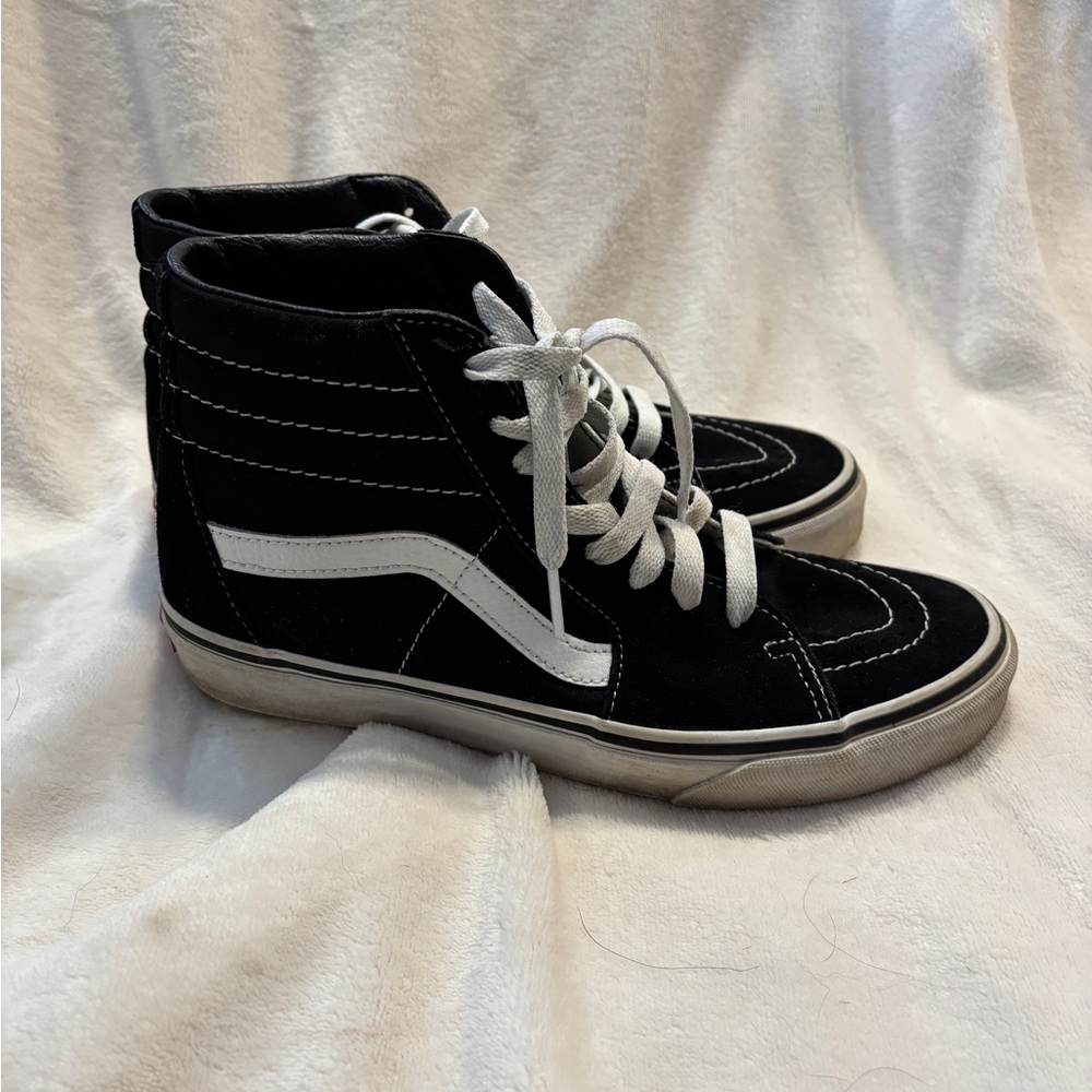 Vans Classic Black and White High-Tops